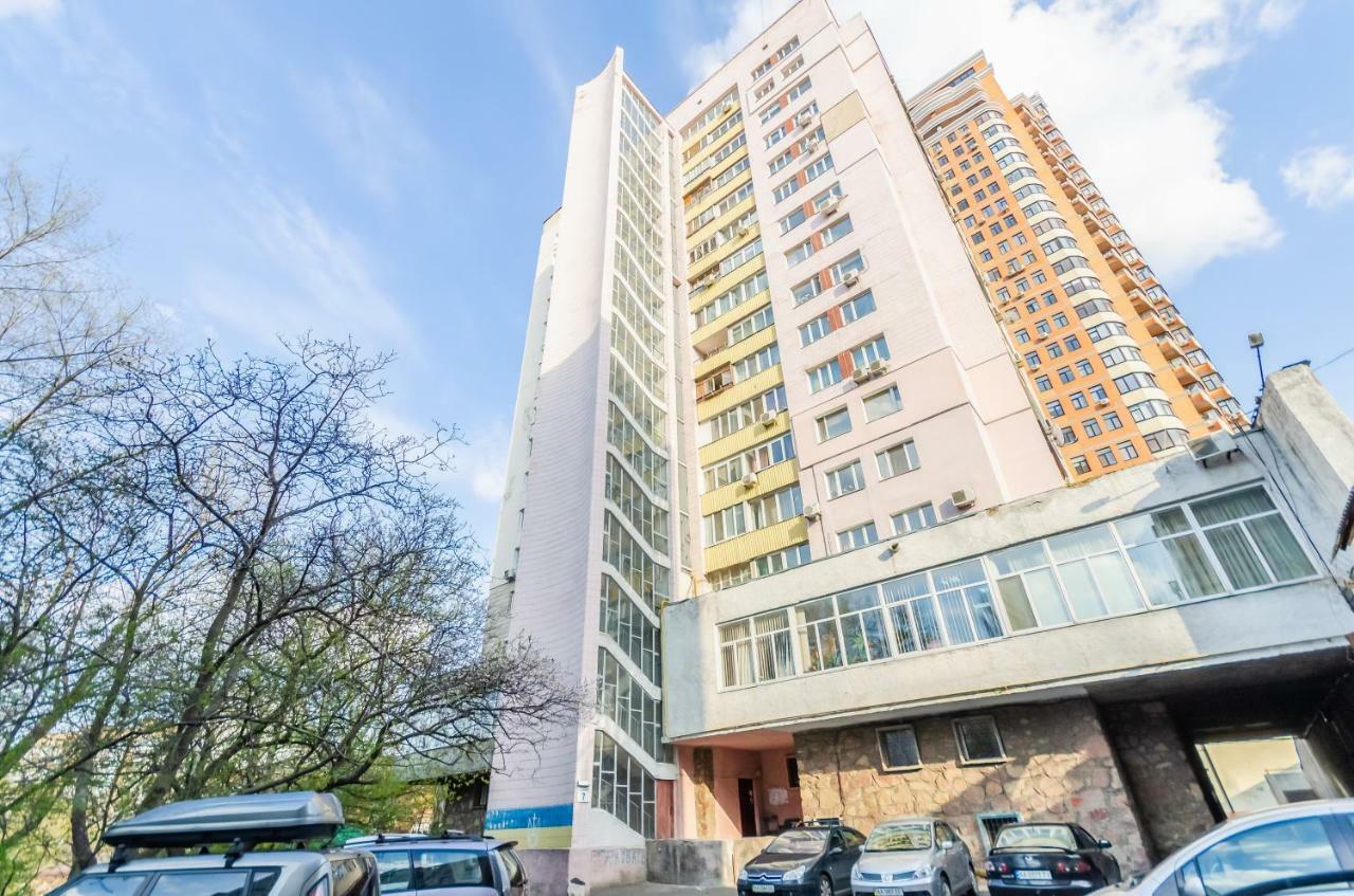 Kozzy Apartment In Kiev City Center Lu7 Esterno foto